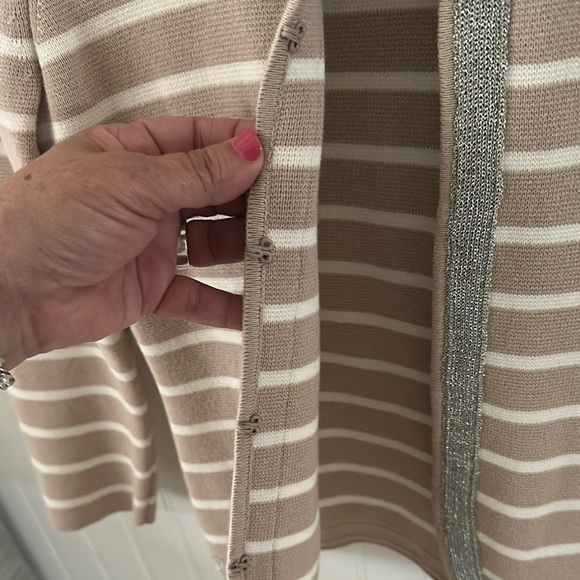Banana Republic Beige and White Striped Cardigan Sweater sz Small - Picture 7 of 12